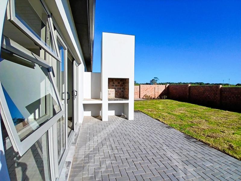 3 Bedroom Property for Sale in Stilbaai Wes Western Cape